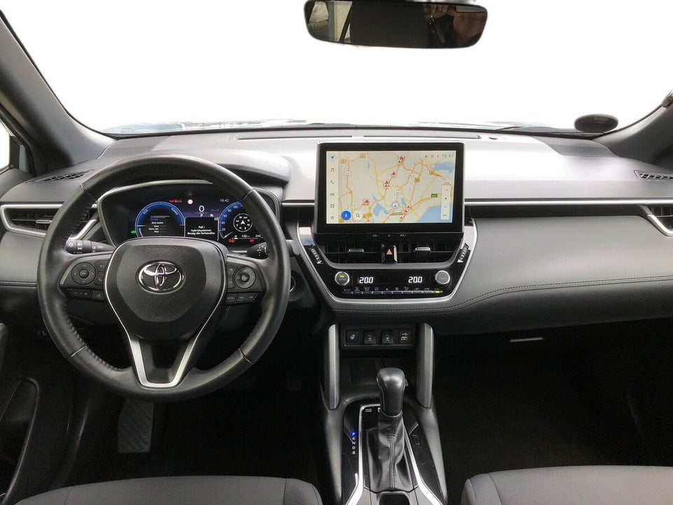 Toyota Corolla Cross 2,0 Hybrid Style CVT 5d
