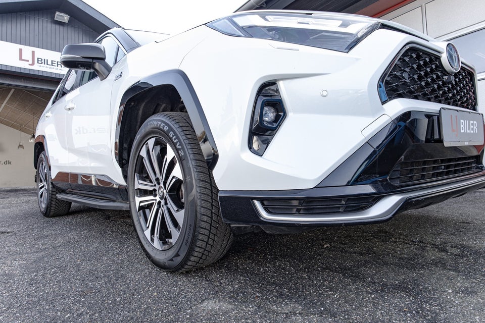 Toyota RAV4 2,5 Plug-in Hybrid Active Comfort AWD-i 5d