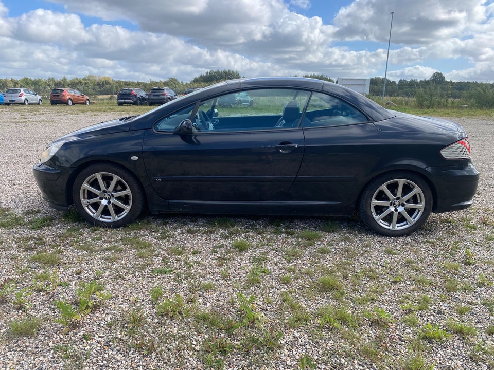 Peugeot 307 2,0 16V CC 2d