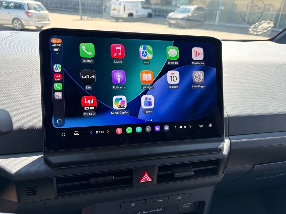 Kia PV5 71 Cargo L2H1 Long Range Work Pro