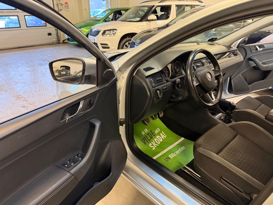 Skoda Rapid 1,2 TSi 110 Ambition 5d