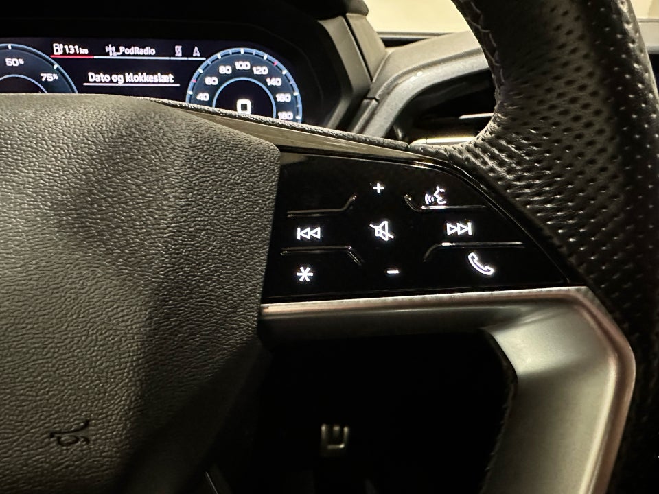 Audi Q4 e-tron 40 S-line 5d