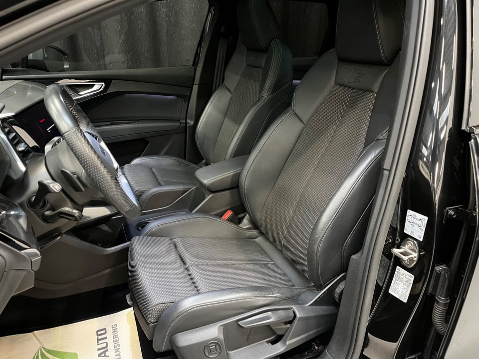 Audi Q4 e-tron 40 S-line 5d