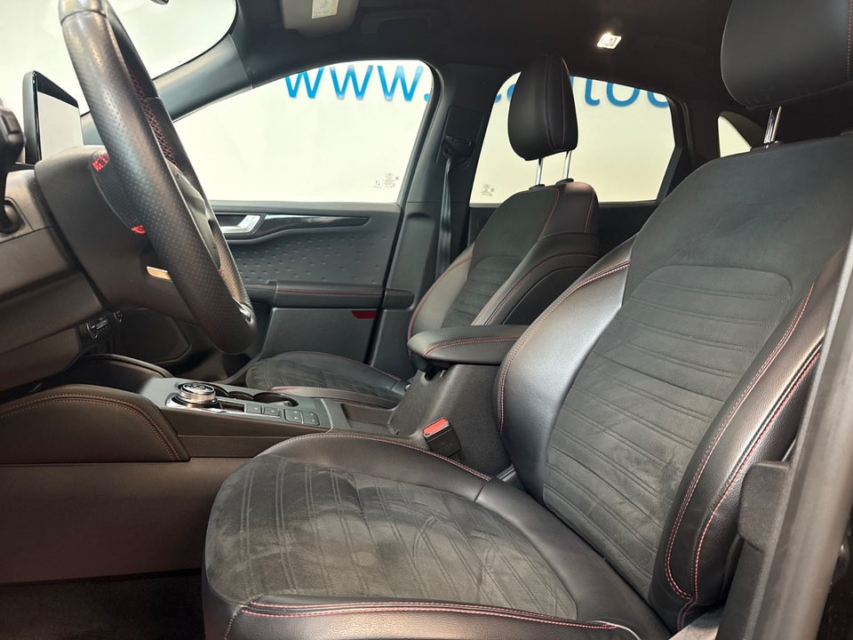 Ford Kuga 2,5 PHEV ST-Line CVT 5d