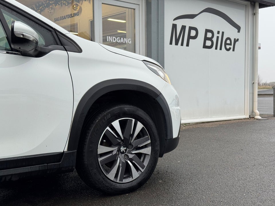 Peugeot 2008 1,5 BlueHDi 100 Allure Sky 5d