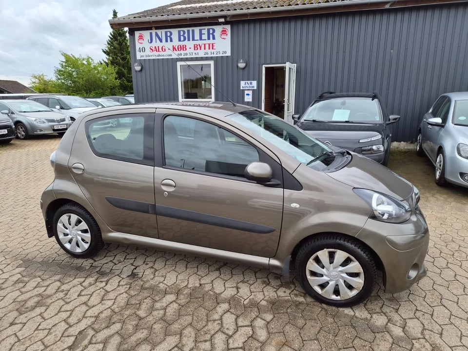 Toyota Aygo 1,0 VVT-i T1 5d