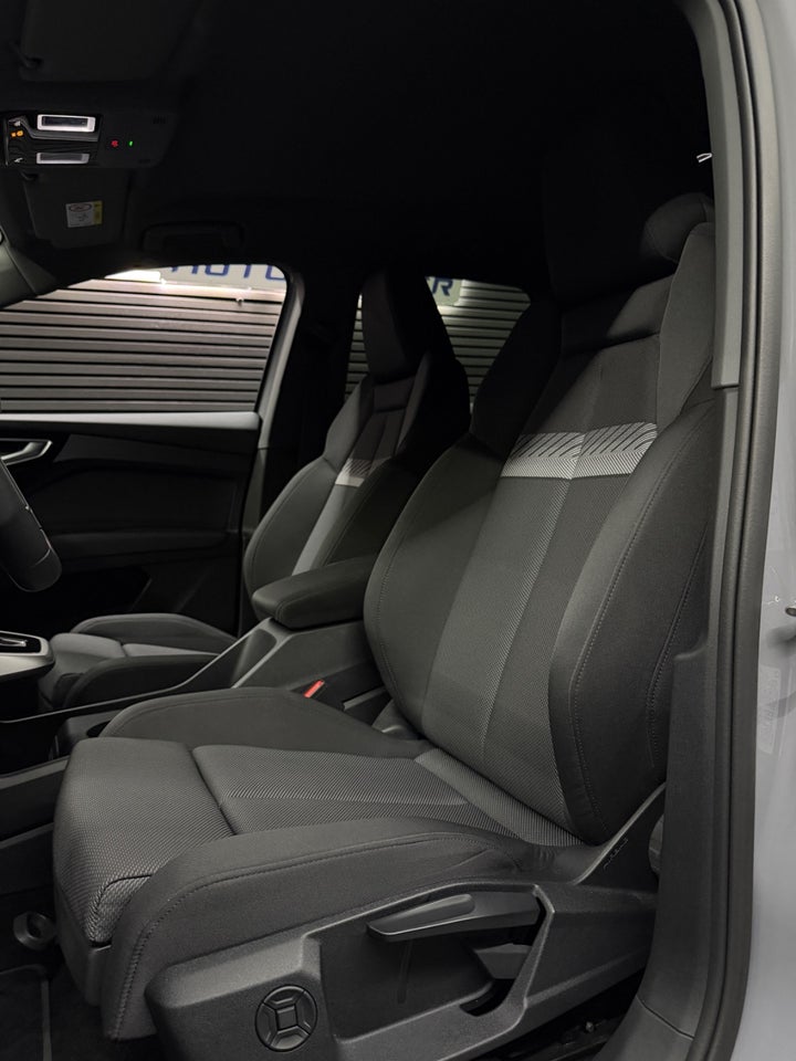 Audi Q4 e-tron 45 Advanced 5d