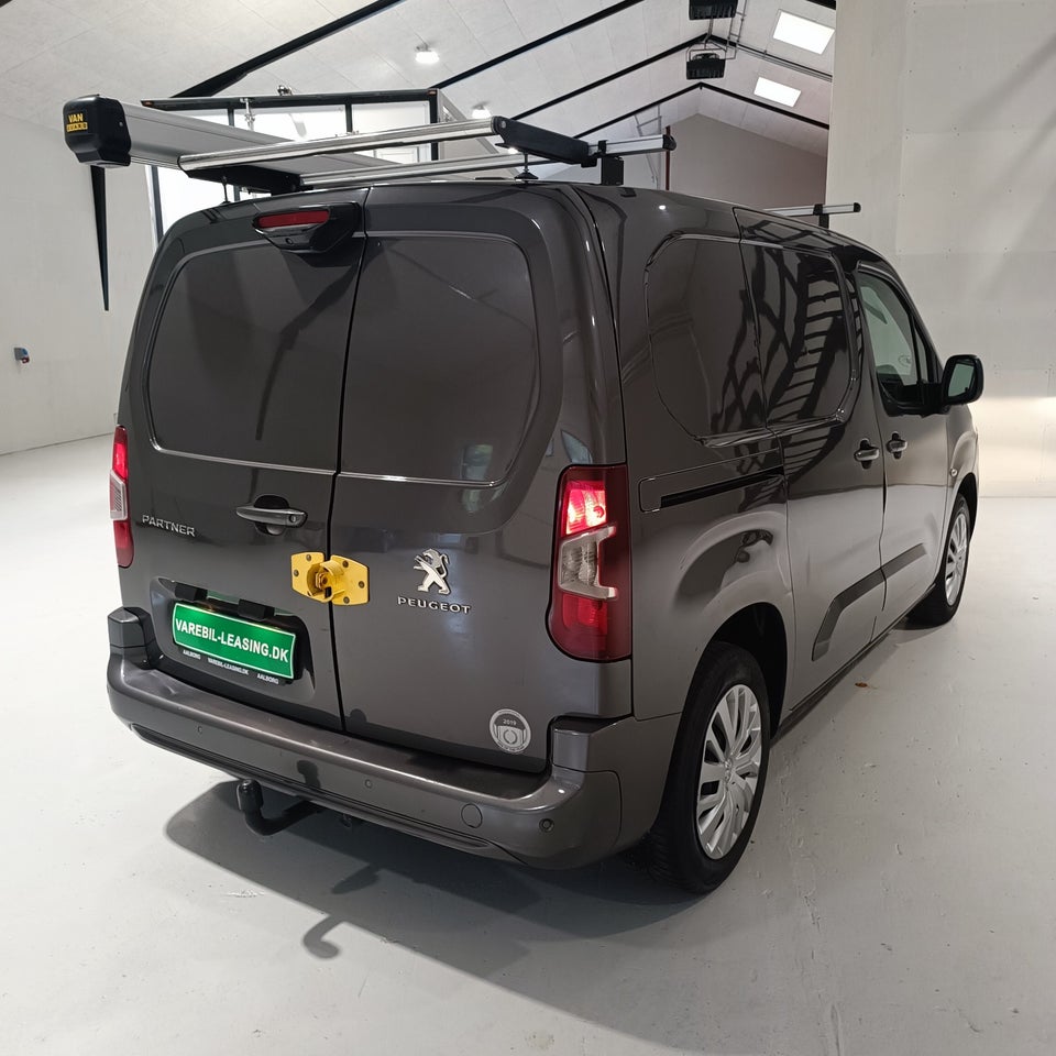 Peugeot Partner 1,5 BlueHDi 130 L1V1 Ultimate EAT8 Van
