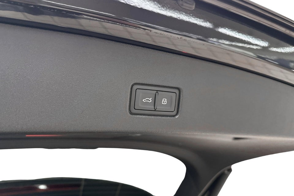 Audi Q4 e-tron 45 S-line Edition 5d