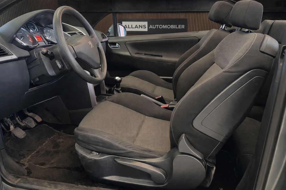 Peugeot 207 1,6 HDi CC 2d