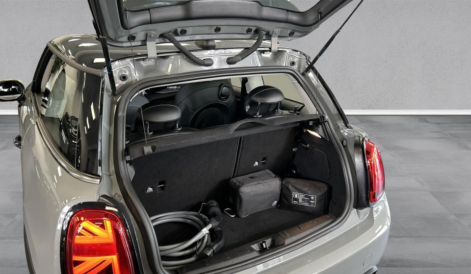 MINI Cooper SE Camden Edition 3d