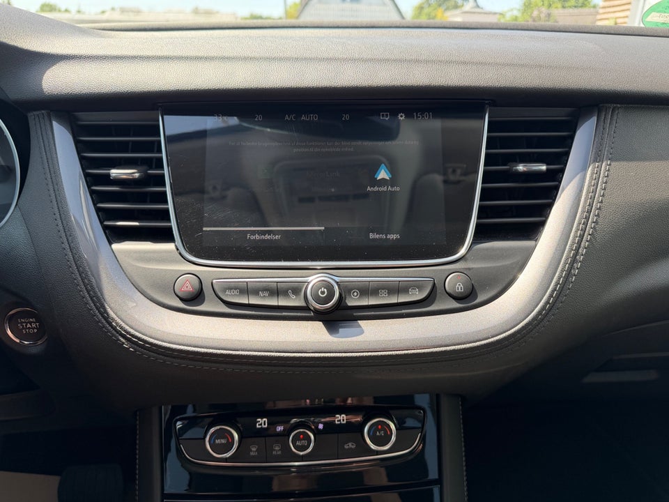 Opel Grandland X 1,6 Hybrid4 Ultimate aut. 5d