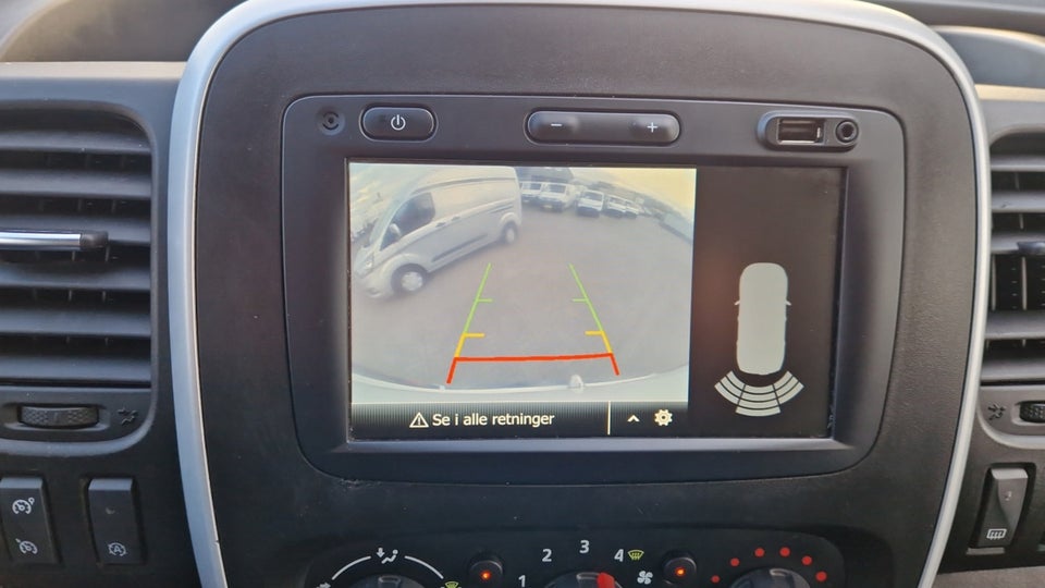 Renault Trafic T29 2,0 dCi 120 L2H1