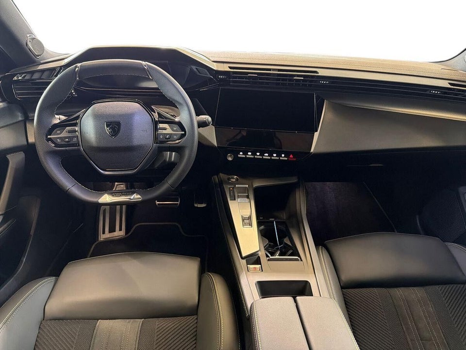 Peugeot e-408 58 GT 5d