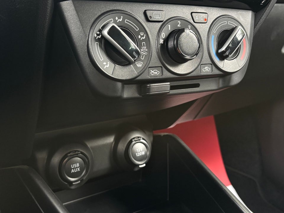 Suzuki Swift 1,2 Dualjet Club 5d