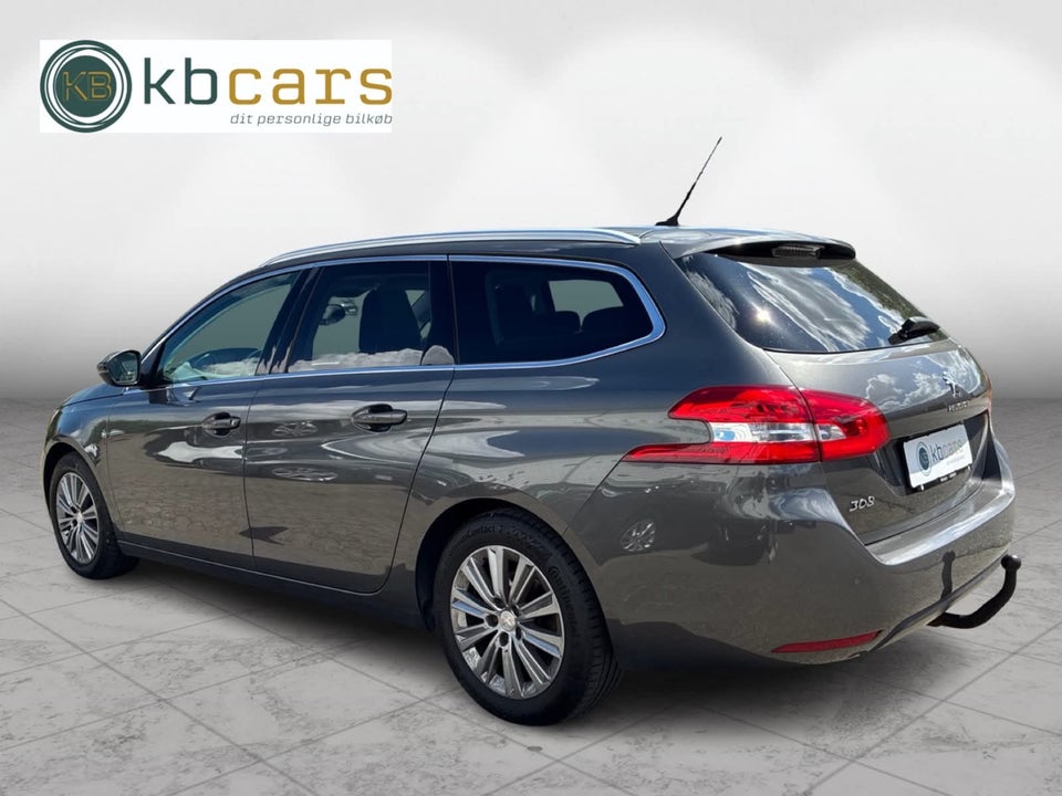 Peugeot 308 1,2 e-THP 130 Allure Sky SW 5d