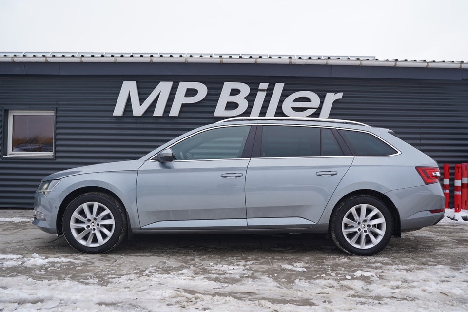 Skoda Superb 2,0 TDi 190 Style Combi DSG 4x4 5d