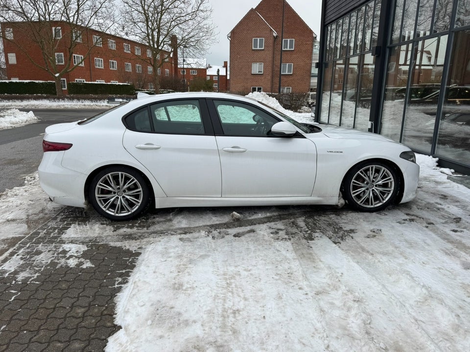 Alfa Romeo Giulia 2,0 T 280 Veloce TI aut. Q4 4d