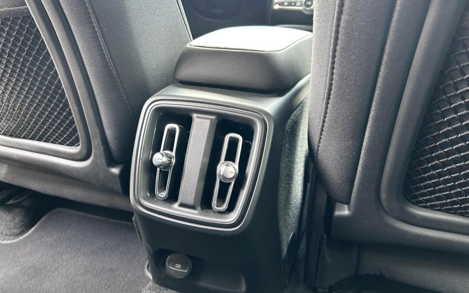 Volvo XC40 ReCharge Extended Range Core 5d