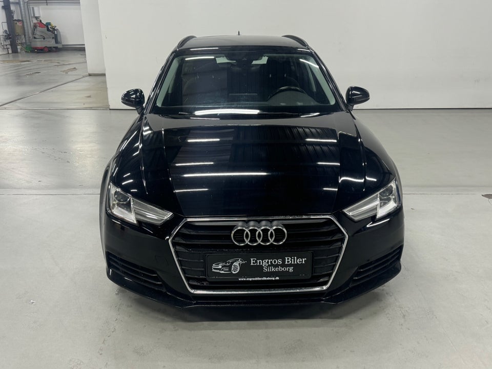 Audi A4 2,0 TDi 150 Avant S-tr. 5d