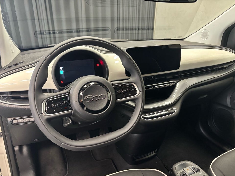 Fiat 500e 24 Icon 3d