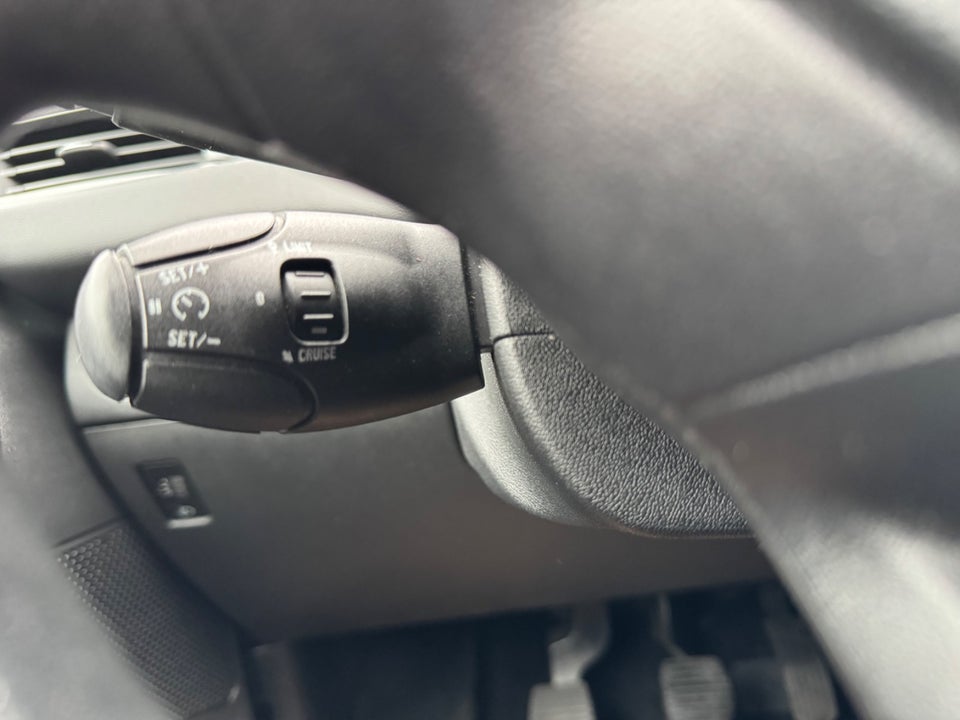 Peugeot 208 1,2 VTi Active 5d