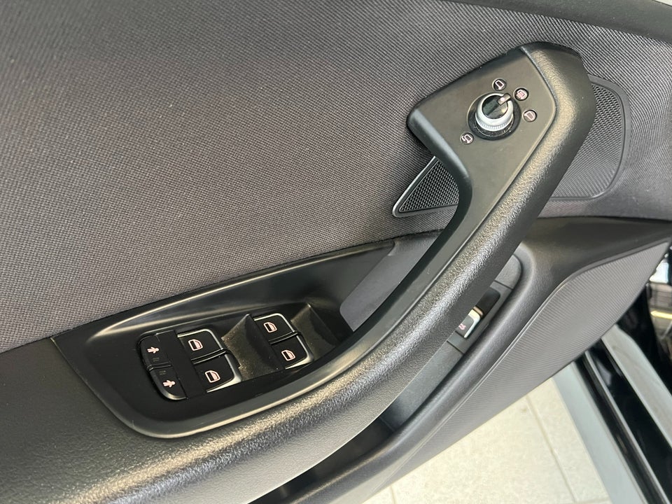 Audi A6 2,0 TDi 190 Ultra Avant S-tr. 5d