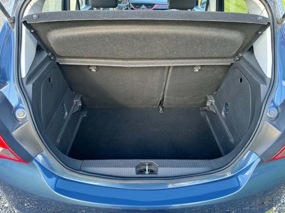 Opel Corsa 1,4 16V Sport 5d