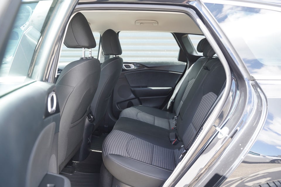 Kia Ceed 1,6 PHEV Prestige SW DCT 5d