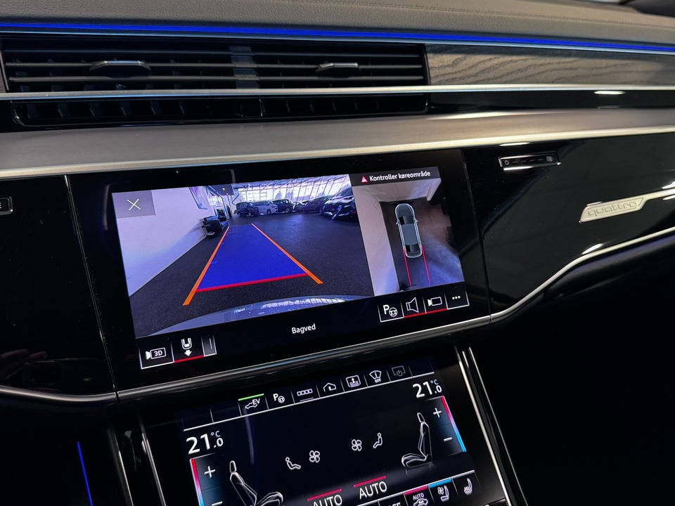 Audi A8 60 TFSi e quattro Tiptr. 4d