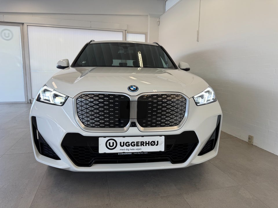 BMW iX1 xDrive30 M-Sport 5d