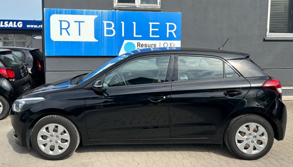 Hyundai i20 1,25 Move 5d