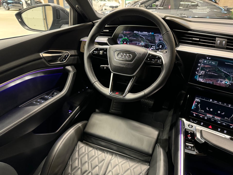 Audi e-tron 55 S-line Sportback quattro 5d