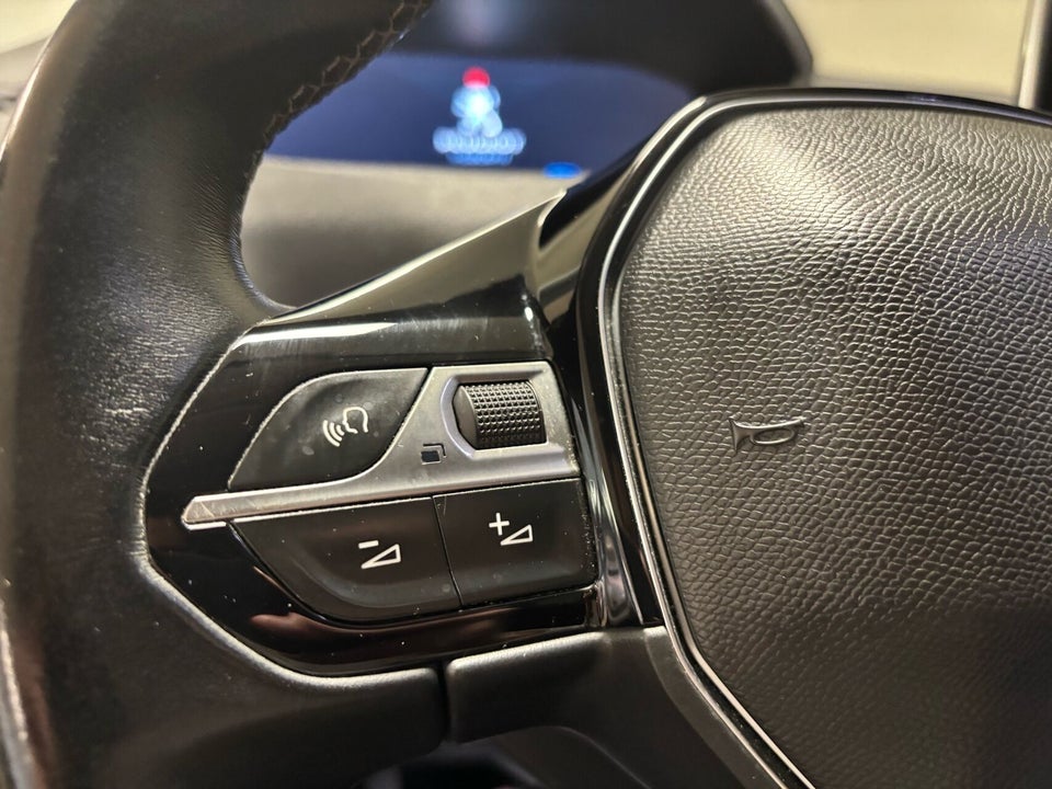 Peugeot 3008 1,5 BlueHDi 130 Allure 5d