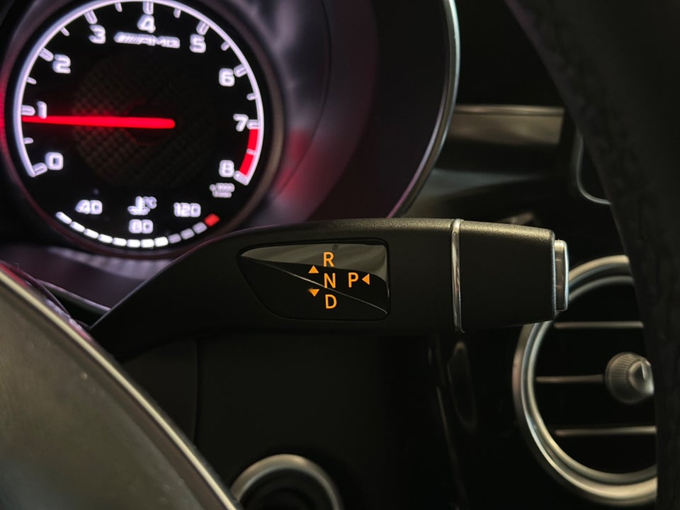 Mercedes C63 4,0 AMG stc. aut. 5d