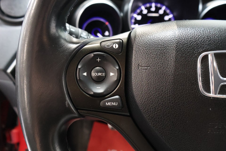 Honda Civic 1,8 i-VTEC Sport 5d