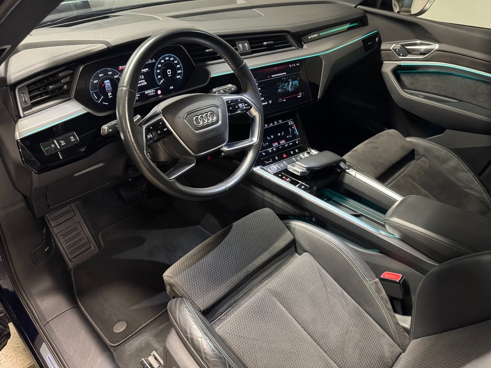 Audi e-tron 55 S-line quattro 5d