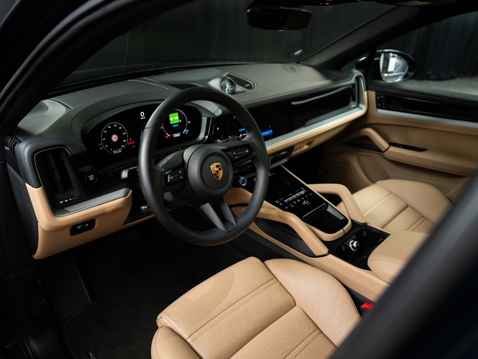 Porsche Cayenne 3,0 E-Hybrid Coupé Tiptr. 5d