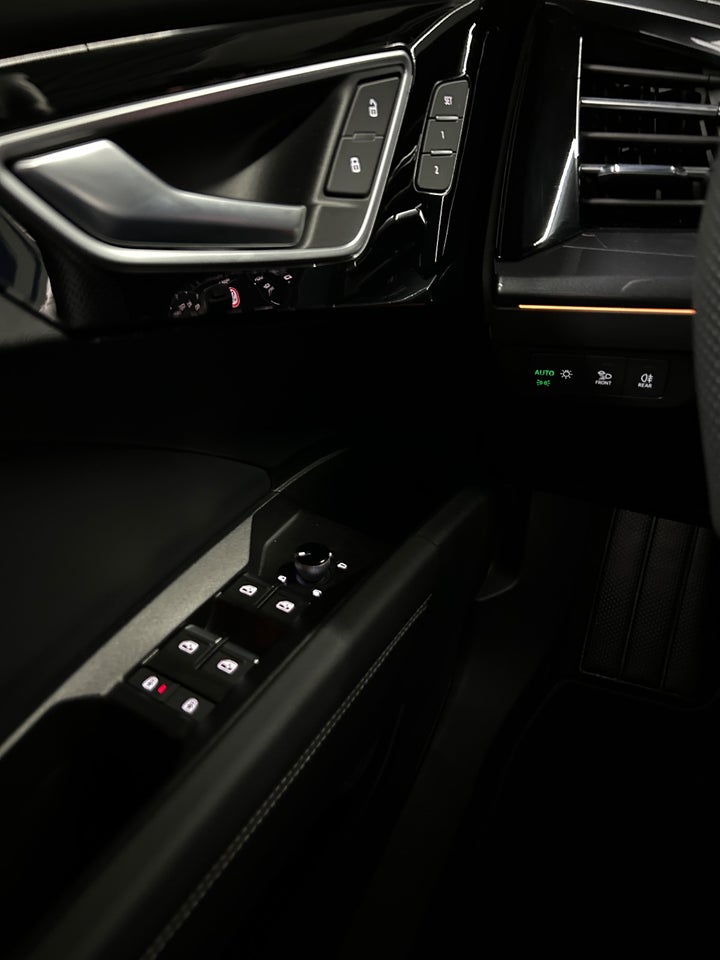 Audi Q4 e-tron 45 S-line 5d