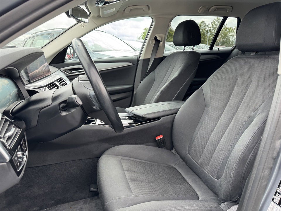 BMW 520d 2,0 Touring Connected aut. 5d