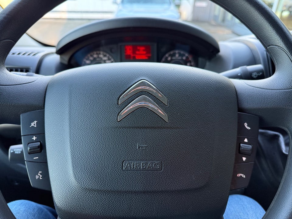 Citroën Jumper 33 2,2 BlueHDi 140 L2H2 FlexLine