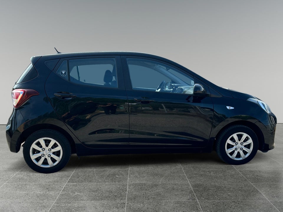 Hyundai i10 1,0 Premium 5d