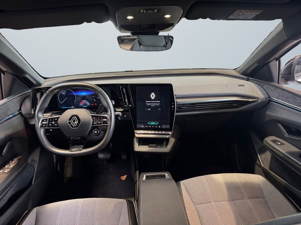 Renault Megane E-Tech 40 Techno 5d