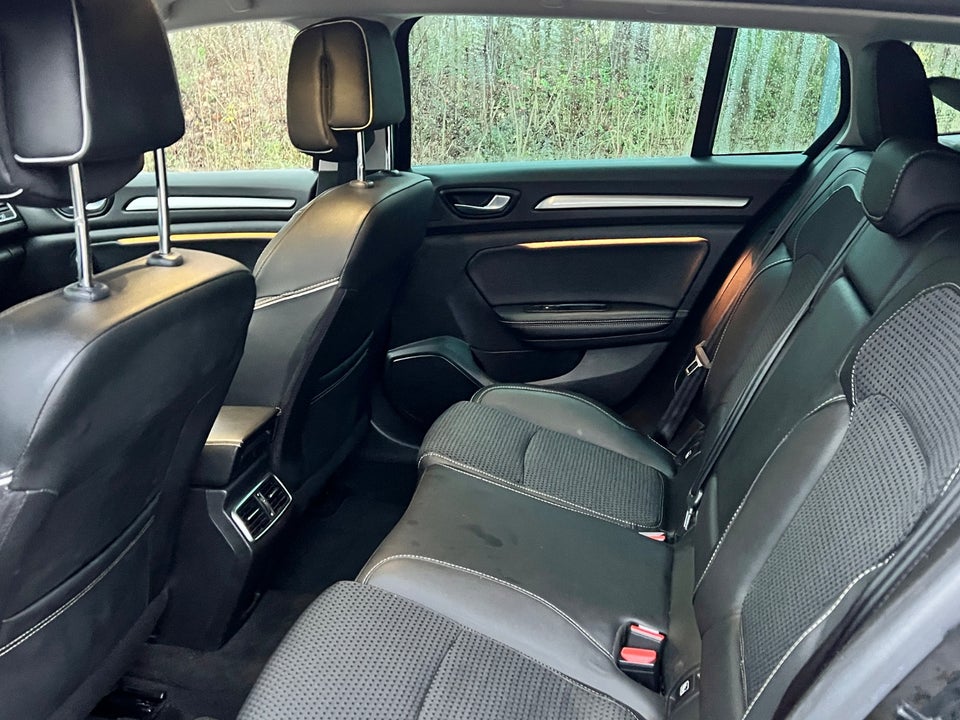Renault Megane IV 1,3 TCe 140 Bose Edition Sport Tourer EDC 5d