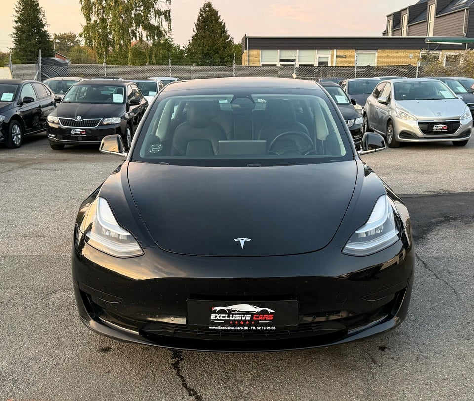 Tesla Model 3 Standard Range+ RWD 4d