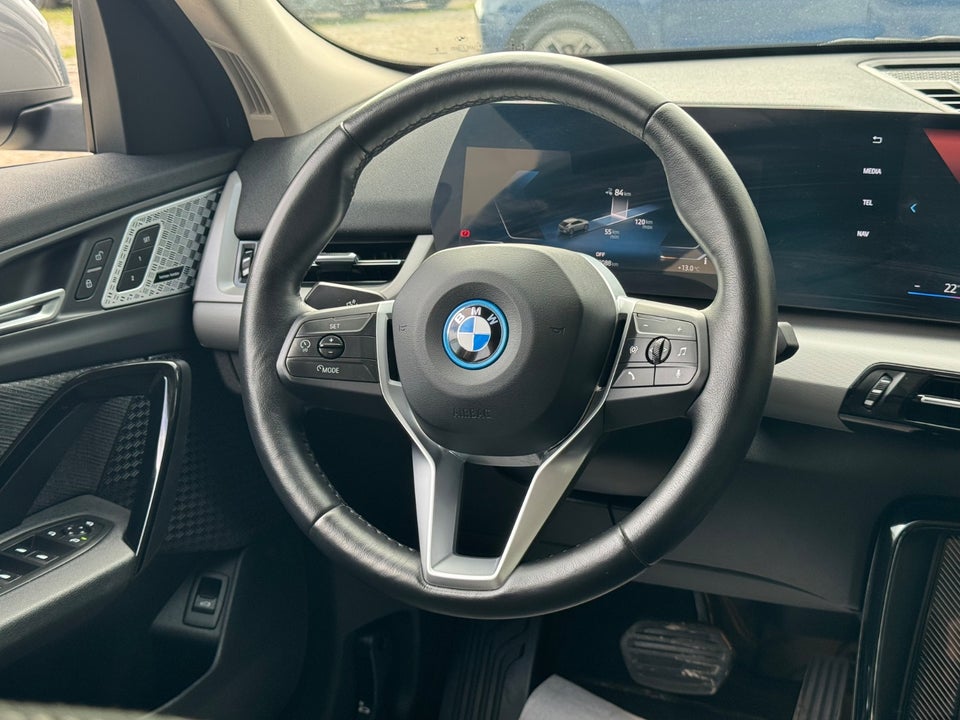 BMW iX2 eDrive20 5d