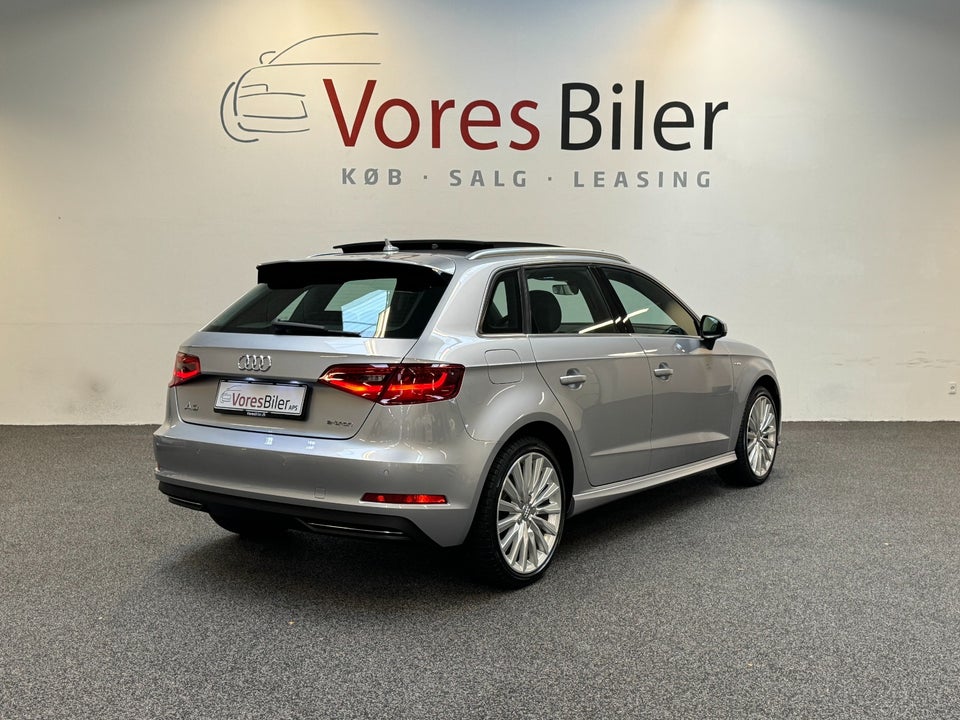 Audi A3 1,4 e-tron Ambition Sportback S-tr. 5d