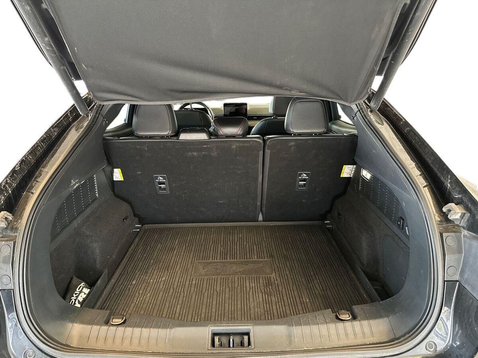 Ford Mustang Mach-E 88 Extended Range AWD 5d