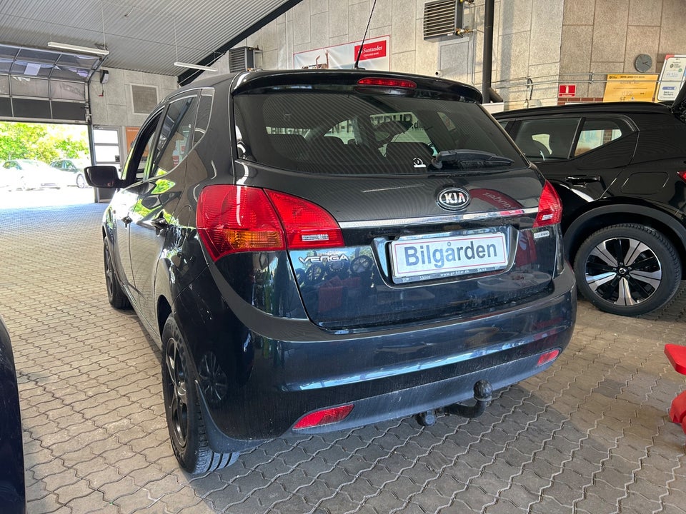 Kia Venga 1,4 CVVT Attraction 5d