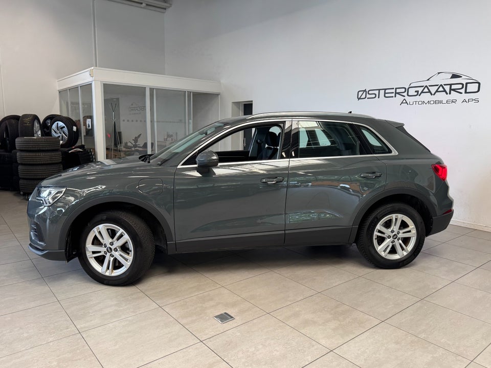 Audi Q3 45 TFSi e Attitude plus S-tr. 5d